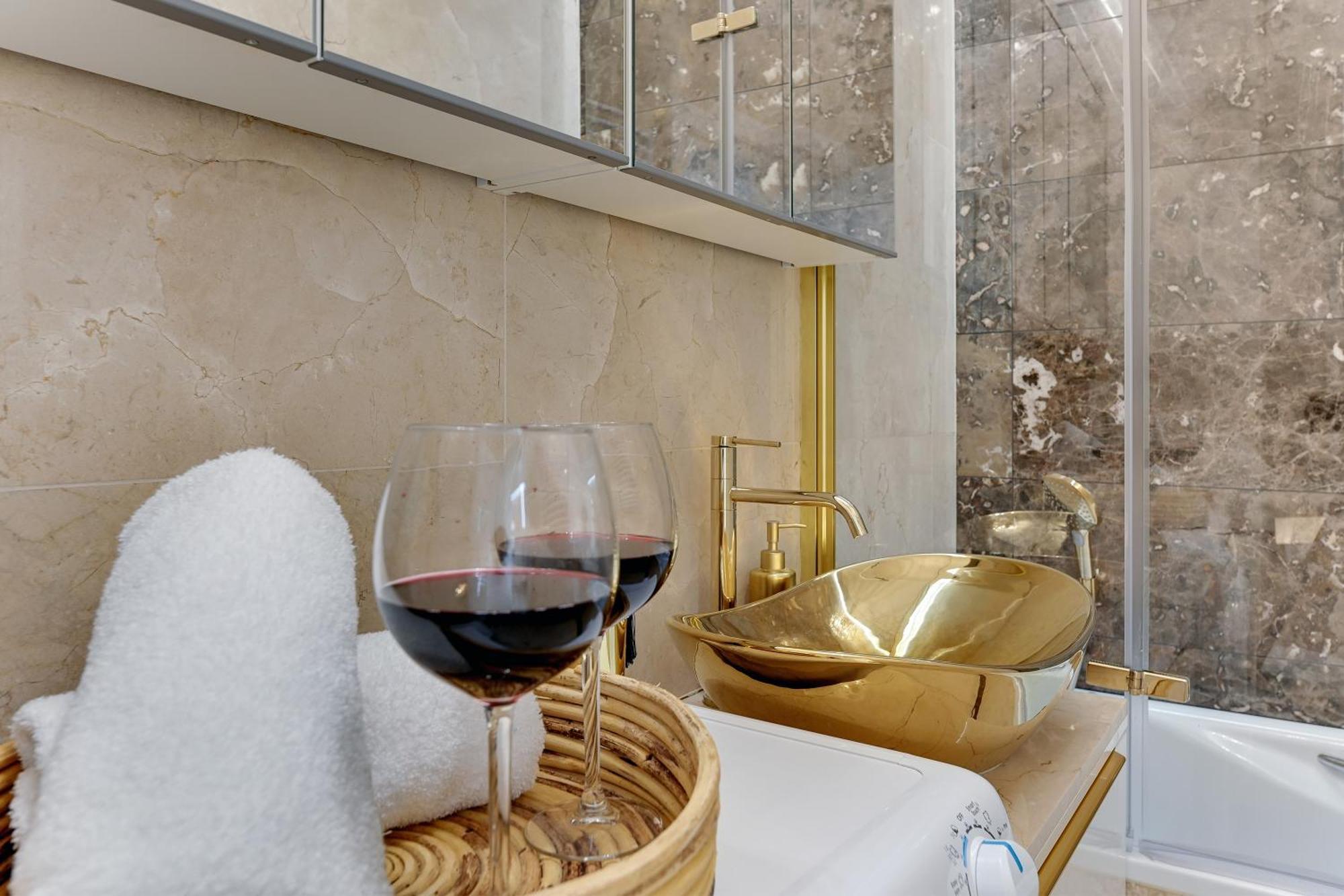 Granaria Kingdom & Happiness Premium Apartments By The River - Gratis Prosecco Gdansk Bagian luar foto